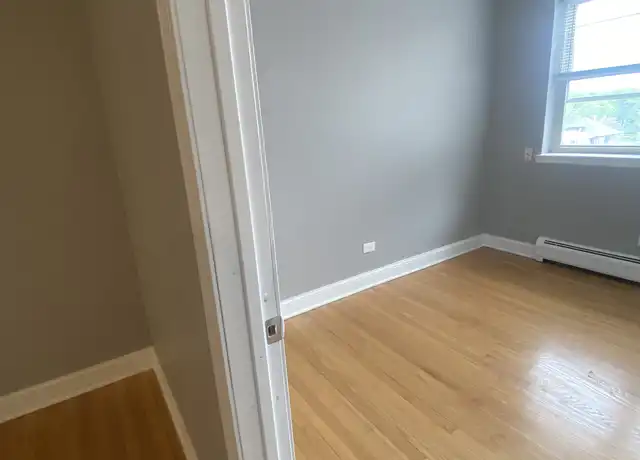 Property at 7733 S South Shore Dr Unit 510, Chicago, IL, 60649, 1 bed, 1 bath, [object Object]