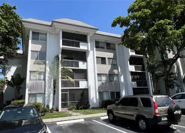 Property at 711 N Pine Island Rd #211, Plantation, FL, 33324, 1 bed, 1.5 baths, [object Object]