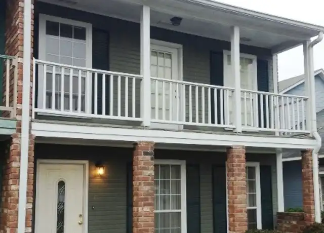 Property at 152 S Foster Dr, Baton Rouge, LA, 70806, 2 beds, 2.5 baths, [object Object]