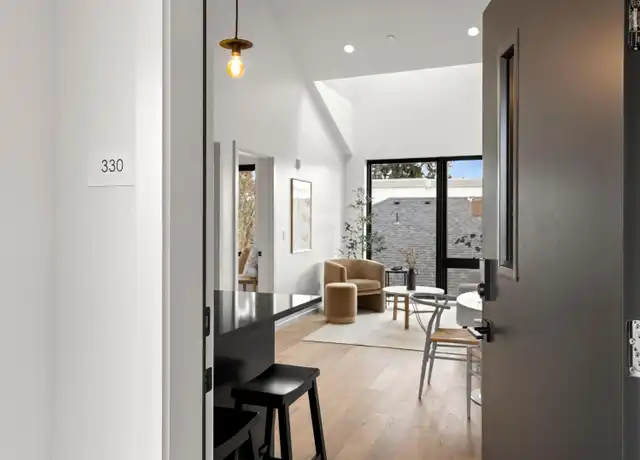 Property at 1350 N Watts St Unit 330, Portland, OR, 97217, 1 bed, 1 bath, [object Object]