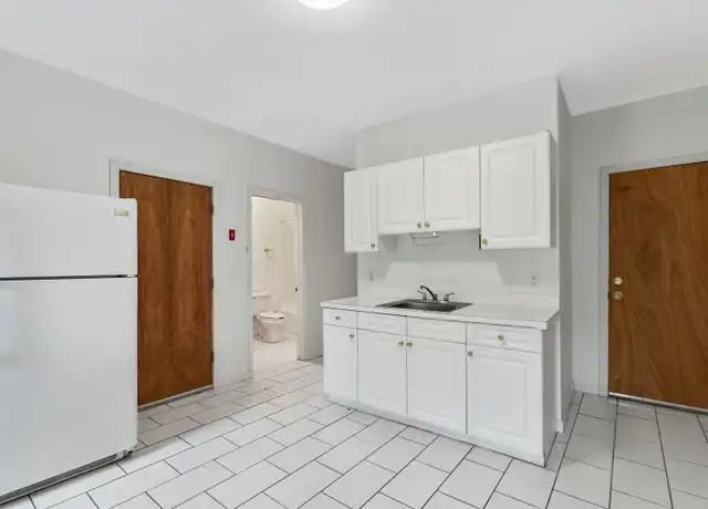 Property at 392 Crown St Unit 392-1, New Haven, CT, 06511, 4 beds, 1 bath, [object Object]