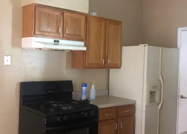 Property at 10009 Rosbrook Dr, Houston, TX, 77038, 2 beds, 1 bath, [object Object]