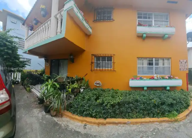 Property at 1442 NW 1st St Unit 3, Miami, FL, 33125, 2 beds, 1 bath, [object Object]