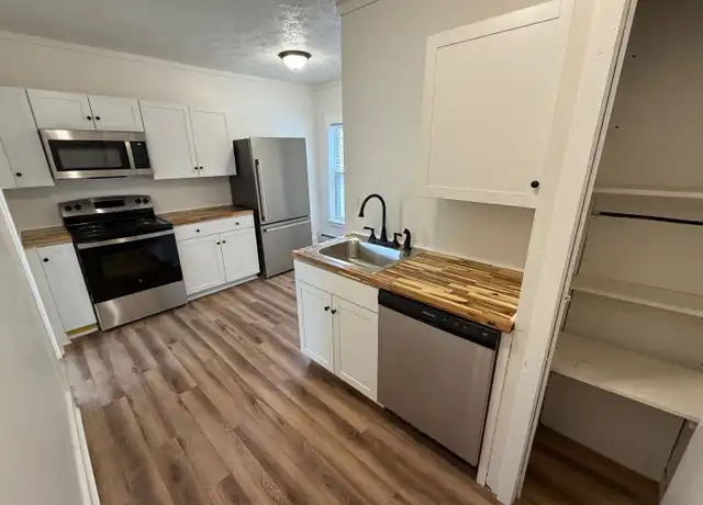 Property at 409 Main St Unit 205, Biddeford, ME, 04005, 2 beds, 1 bath, [object Object]