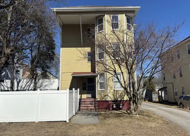 Property at 95 Courtland St Unit 3, Worcester, MA, 01602, 2 beds, 1 bath, [object Object]