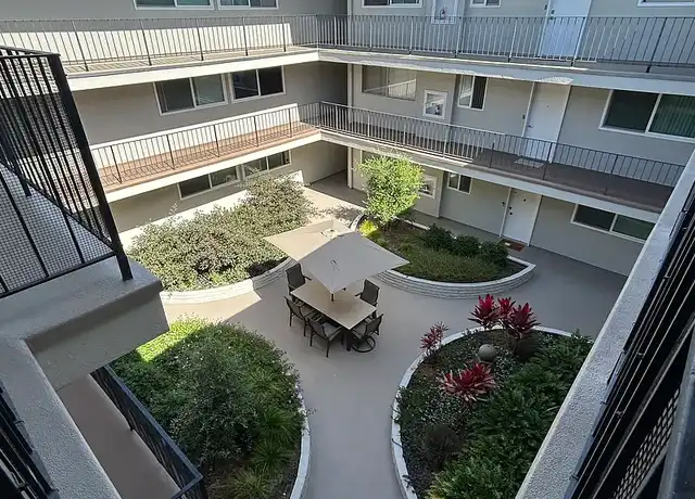 Property at 120 Grand - 120 Grand Ave, Long Beach, CA, 90803, 1 bed, 1 bath, [object Object]