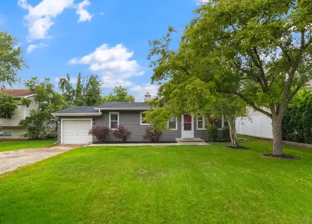 Property at 1112 Villa Vista Dr, Round Lake Beach, IL, 60073, 2 beds, 1 bath, [object Object]