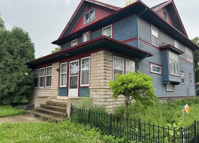 Property at 216 Litchfield Ave SE, Willmar, MN, 56201, 4 beds, 2.5 baths, [object Object]
