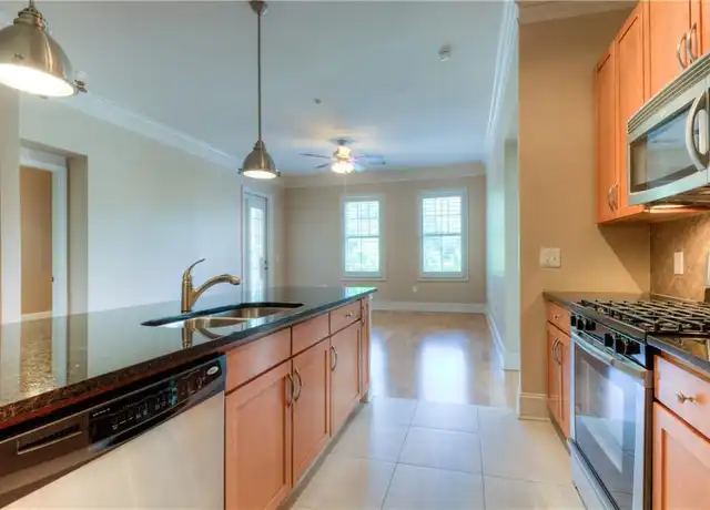 Property at 3621 Vinings Slope SE Unit 1530, Atlanta, GA, 30339, 2 beds, 2 baths, [object Object]