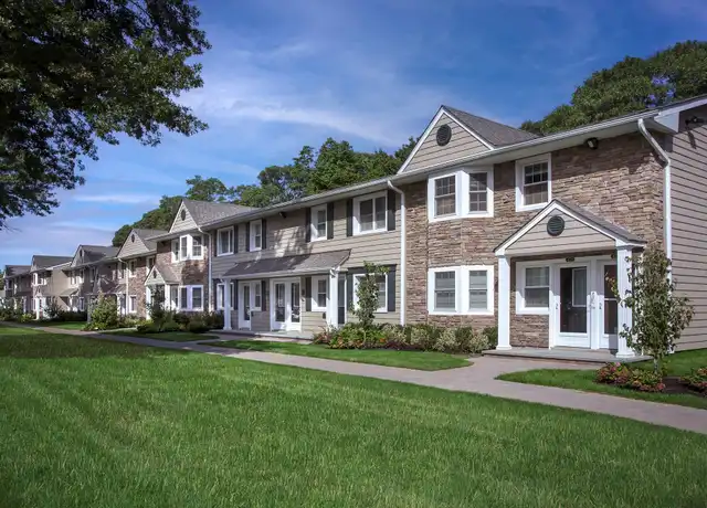 Property at 203 Tudor Ln Unit 203, Middle Island, NY, 11953, 1 bed, 1 bath, [object Object]
