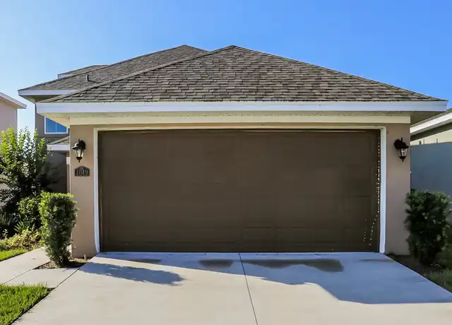 Property at 1049 Atlantic Ave, Fruitland Park, FL, 34731, 3 beds, 2 baths, [object Object]