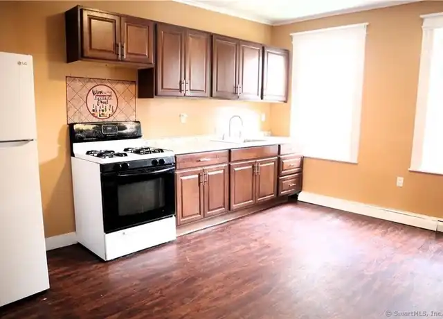 Property at 30 West St, New Britain, CT, 06051, 3 beds, 1 bath, [object Object]
