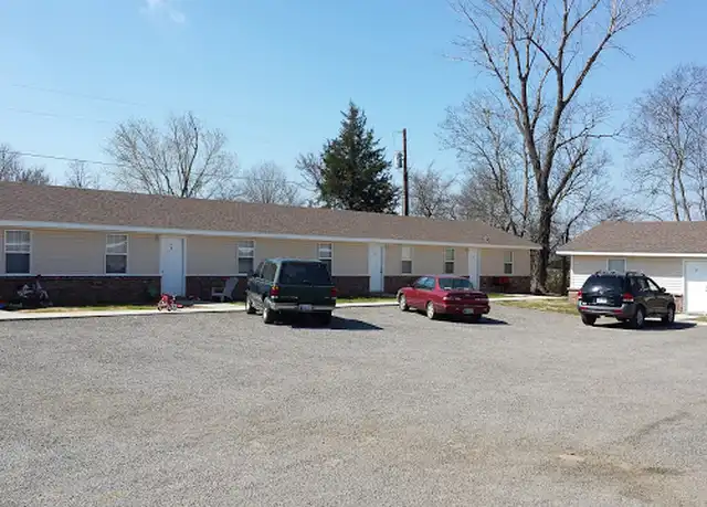 Property at 605 Morris St Unit 3-605, Pocola, OK, 74902, 2 beds, 1 bath, [object Object]