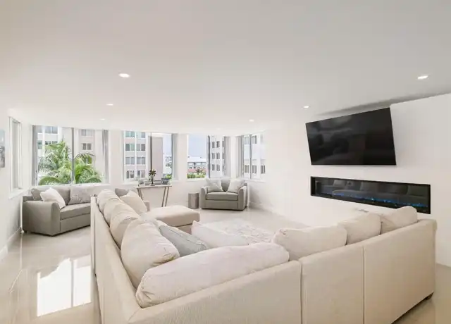 Property at 2000 S Ocean Blvd #402, Delray Beach, FL, 33483, 2 beds, 2 baths, [object Object]