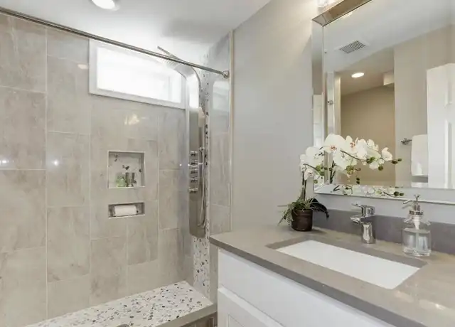Property at 14214 Travilah Rd, Rockville, MD, 20850, 1 bed, 1 bath, [object Object]