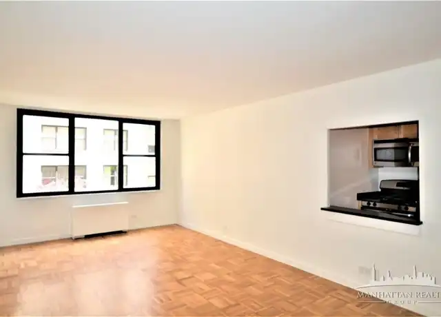 Property at 333 E 49th St Unit 2H, New York, NY, 10017, 1 bed, 1 bath, [object Object]