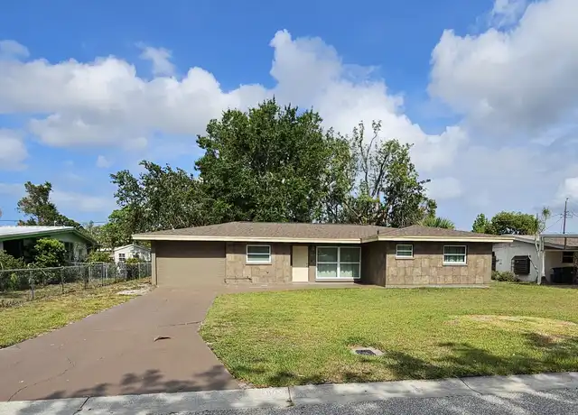 Property at 3823 Monica Pkwy, Sarasota, FL, 34235, 3 beds, 2 baths, [object Object]
