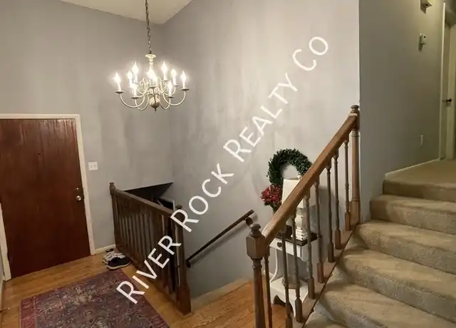 Property at 3214 Echo Valley Dr, Little Rock, AR, 72227, 3 beds, 2 baths, [object Object]