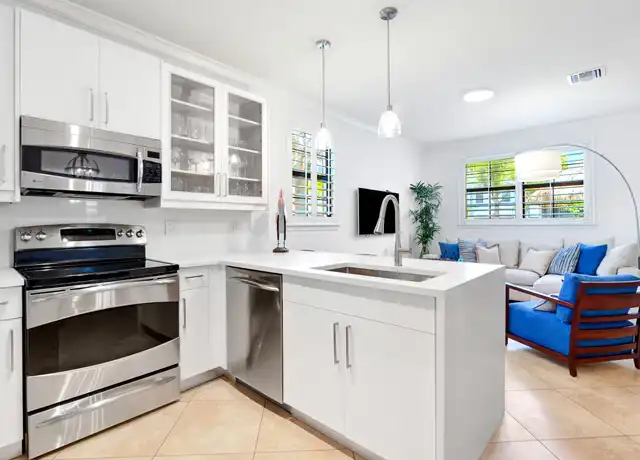 Property at 861 S Ocean Blvd, Pompano Beach, FL, 33062, 3 beds, 2.5 baths, [object Object]