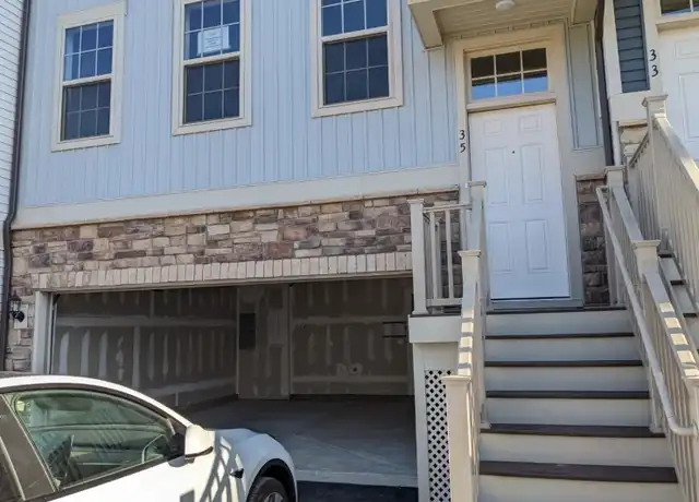 Property at 35 Dahlia Dr, Warren, NJ, 07059, 3 beds, 2.5 baths, [object Object]