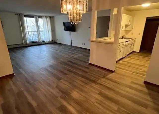 Property at 4625 Minnetonka Blvd, Minneapolis, MN, 55416, 2 beds, 2 baths, [object Object]