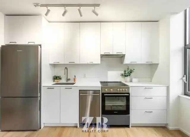 Property at 955 Sterling Pl, Brooklyn, NY, 11213, 1 bed, 1 bath, [object Object]
