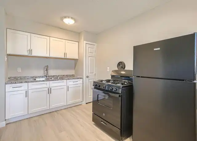 Property at Mission Villas - 247 W Dickson Ave, San Antonio, TX, 78214, 1-2 bed, 1 bath, [object Object]