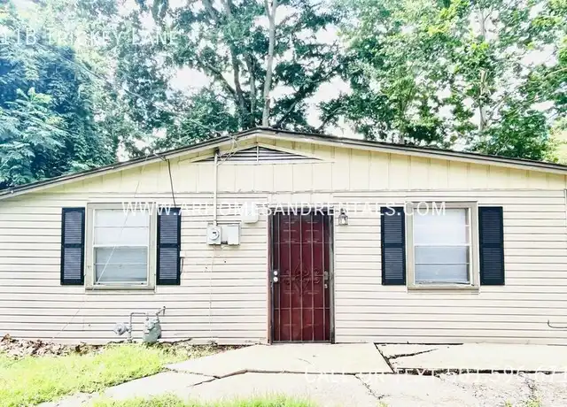 Property at 611 W Trickey Ln, Jacksonville, AR, 72076, 2 beds, 1 bath, [object Object]