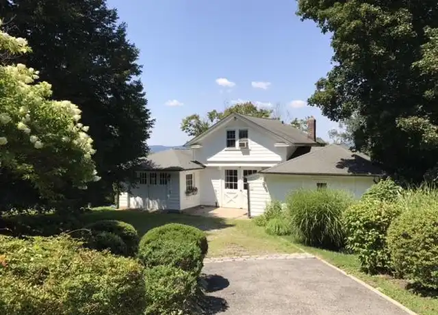 Property at 209 1/2 Wilson Park Dr, Tarrytown, NY, 10591, 1 bed, 1 bath, [object Object]