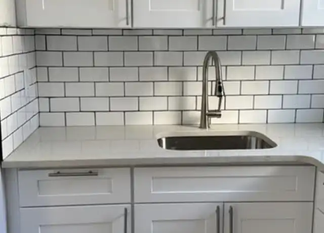 Property at 46 Dewitt St Unit 3, New Haven, CT, 06519, 3 beds, 1 bath, [object Object]