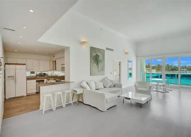 Property at 6770 Indian Creek Dr Unit T-O, Miami, FL, 33141, 2 beds, 2 baths, [object Object]