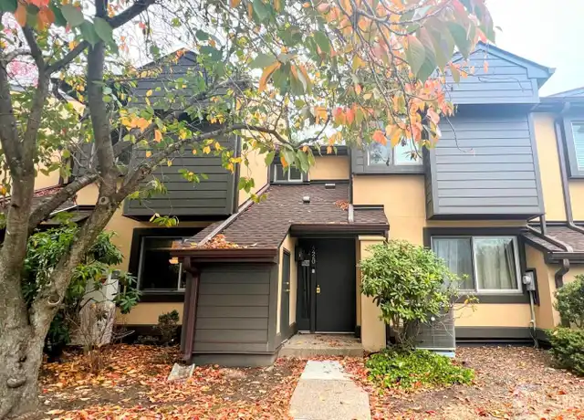 Property at 4420 Sayre Dr, Princeton, NJ, 08540, 3 beds, 1.5 baths, [object Object]