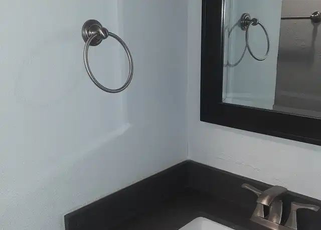 Property at 2912 14th Ave Unit 206, Oakland, CA, 94606, 0 beds, 1 bath, [object Object]
