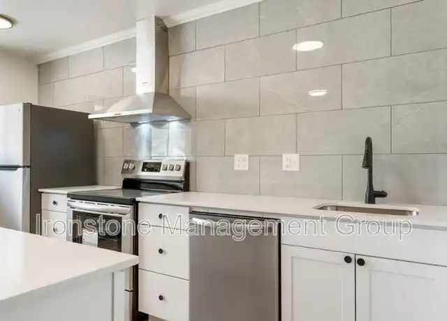 Property at 2510 E 7th St Unit 12, Tulsa, OK, 74104, 1 bed, 1 bath, [object Object]