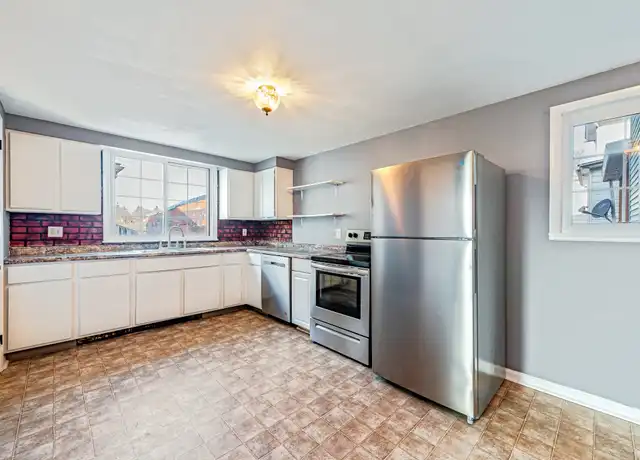 Property at 310 Harrison Ave Unit 2, Greensburg, PA, 15601, 3 beds, 1 bath, [object Object]
