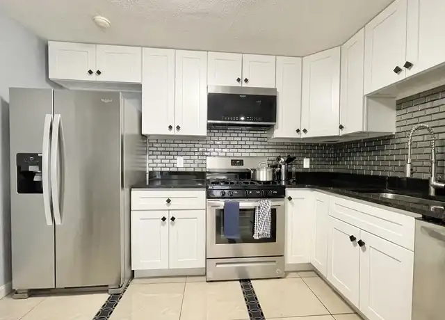 Property at 10 Kenmar Dr, Billerica, MA, 01821, 2 beds, 1 bath, [object Object]