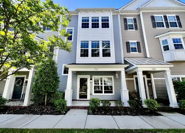 Property at 1621 Avalene Way, Virginia Beach, VA, 23456, 2 beds, 2.5 baths, [object Object]