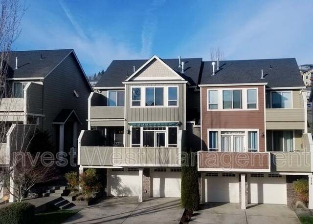 Photo of 721 W U St, Washougal, WA 98671