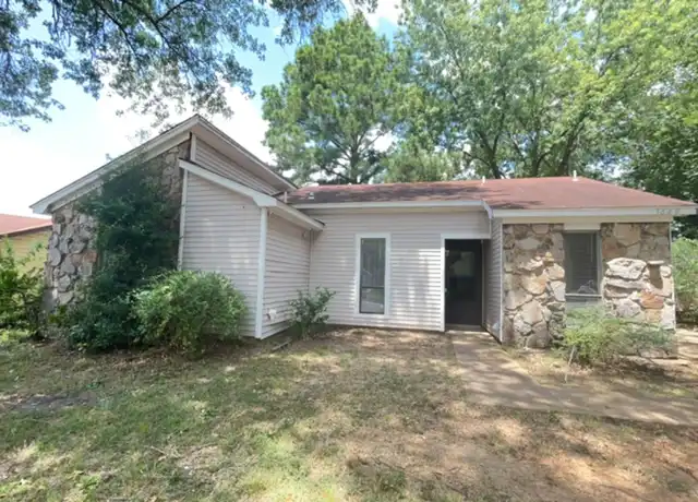 Property at 5640 Pathway Cir, Memphis, TN, 38115, 3 beds, 2 baths, [object Object]