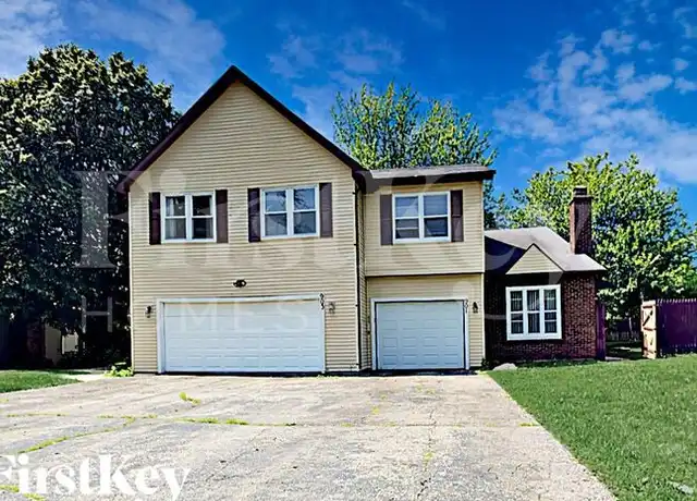 Property at 901 Autumn Ln, Aurora, IL, 60505, 2 beds, 2.5 baths, [object Object]