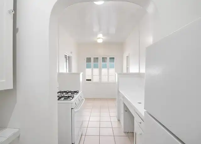 Property at Euclid Apartments - 279 N Euclid Ave, Pasadena, CA, 91101, 0 beds, 1 bath, [object Object]