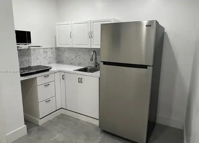 Property at 545 NW 20th St, Homestead, FL, 33030, 2 beds, 1 bath, [object Object]