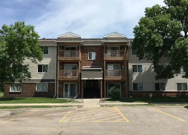 Property at Brentwood Estates - 318 17th St NW, East Grand Forks, MN, 56721, 1-2 bed, 1 bath, [object Object]