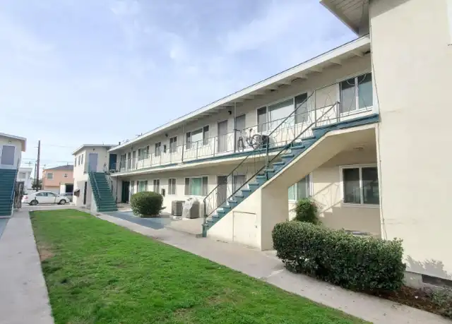 Property at 635 S Grevillea Ave Unit 635-10, Inglewood, CA, 90301, 0 beds, 1 bath, [object Object]