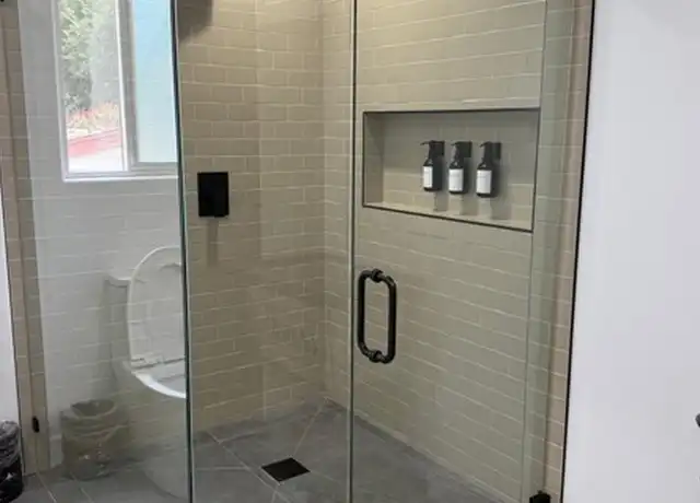 Property at 22237 Buenaventura St Unit 2, Woodland Hills, CA, 91364, 1 bed, 1 bath, [object Object]