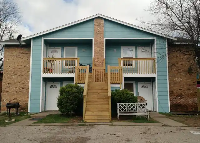 Property at 4904 Merritt Cir Unit D, Austin, TX, 78744, 2 beds, 1 bath, [object Object]