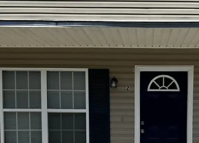 Property at 4 E Howell Dr Unit 2, Lakeland, GA, 31635, 2 beds, 1.5 baths, [object Object]