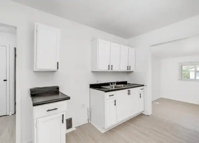 Property at 18820 Klinger St, Detroit, MI, 48234, 3 beds, 1 bath, [object Object]