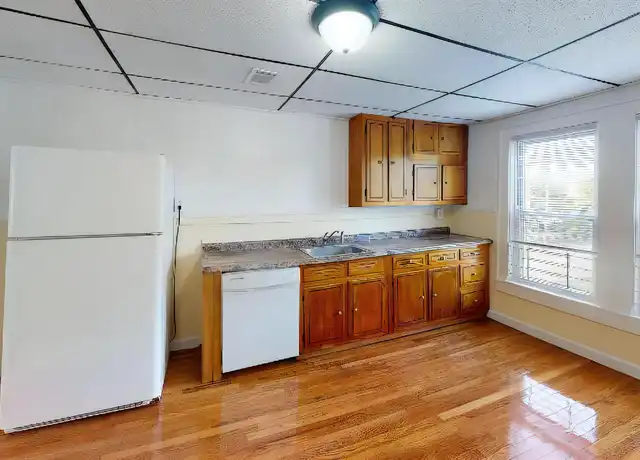 Property at 50 Winter St, Brockton, MA, 02302, 3 beds, 1 bath, [object Object]