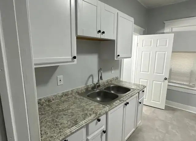 Property at 1163 E 18th St, Jacksonville, FL, 32206, 2 beds, 1 bath, [object Object]